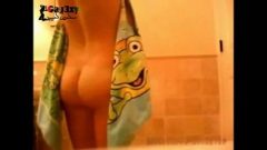 ویدیوی حمام کردن سکسی